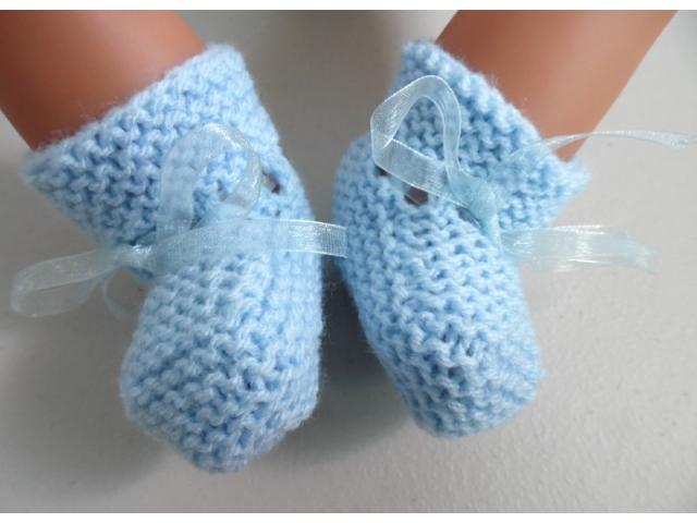 Photo Chaussons bleus ouvrage fait main image 2/5