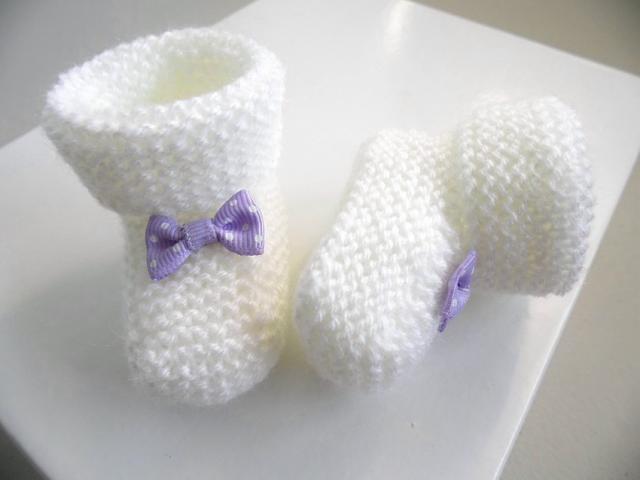 Photo Chaussons naissance tricot laine bébé fait-main image 2/4