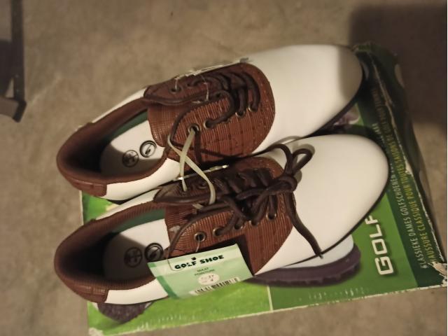 Photo Chaussures de Golf cuir neuves Golf Shoes image 2/4