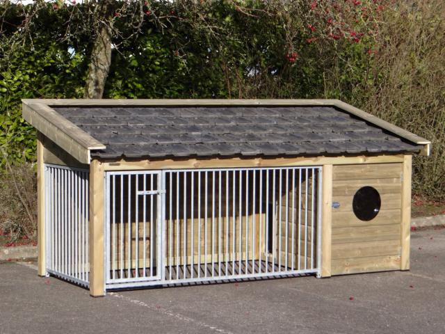 Photo Chenil bas à barreaux avec niche intégré abri chenil barreaux chenil toit chenil en bois enclos chie image 2/6