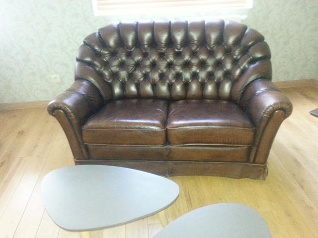 Photo chesterfield cuir image 2/2