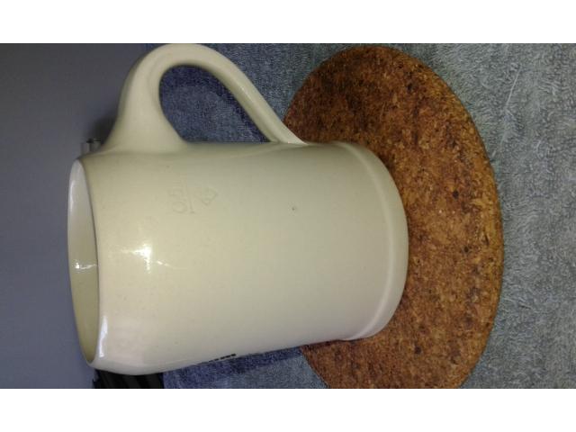 Photo CHOPE A BIERE CERAMIQUE – JUMELAGE DREUX – 6 EUROS image 2/2