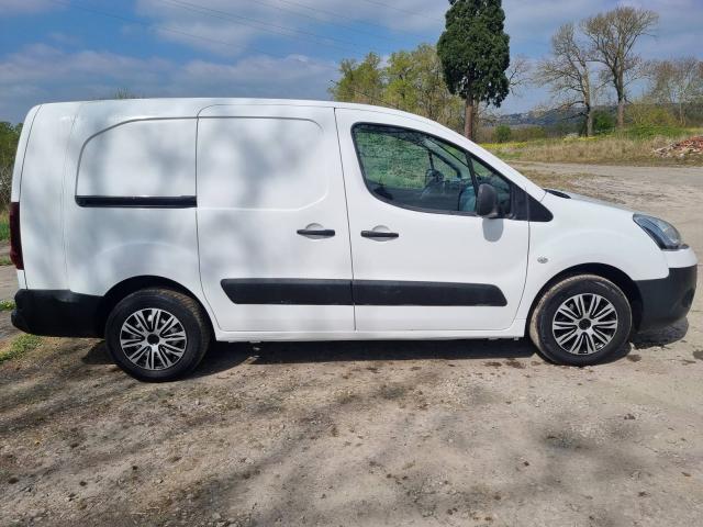 Photo Citroën Berlingo Maxi 1.6hdi 90cv Boite Auto Cruise 3places. image 2/6