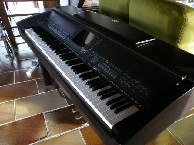 Photo Clavier Arrangeur YAMAHA CVP 407 image 2/2