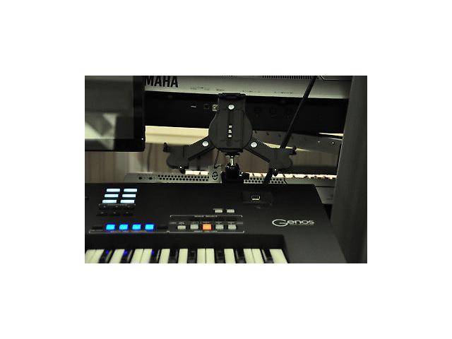 Photo Clavier arrangeur yamaha genos image 2/2