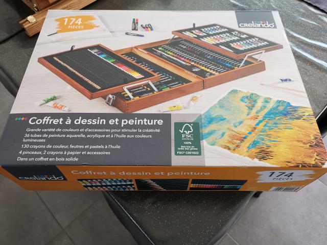 Photo Coffret Peinture 174 pièces image 2/5
