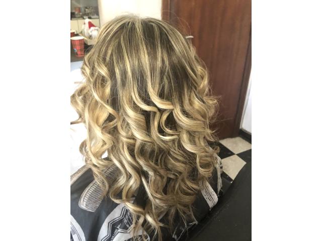 Photo Coiffeuse indépendante vous reçois sur nalinnes image 2/5