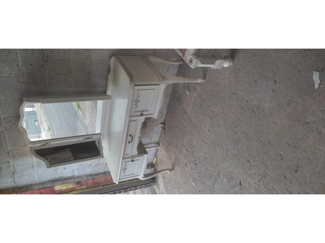 Photo Coiffeuse pin massif image 2/6