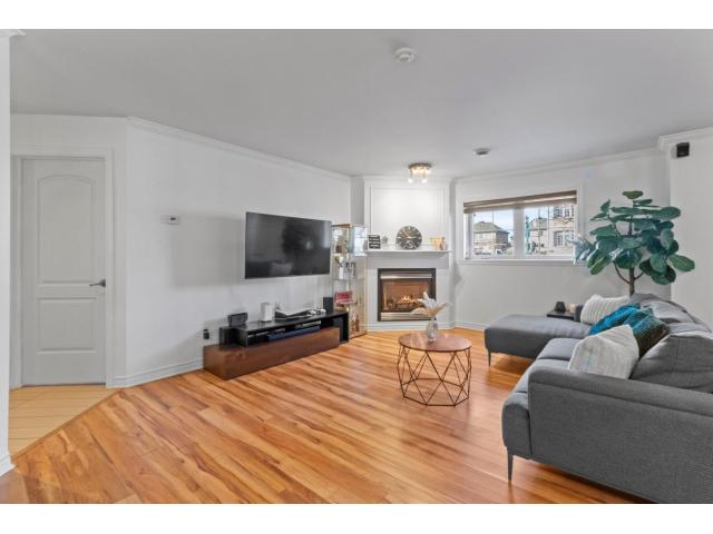 Photo Condo 4 1/2 Confort, modernité, 2 stationnements Mascouche, Québec image 2/6
