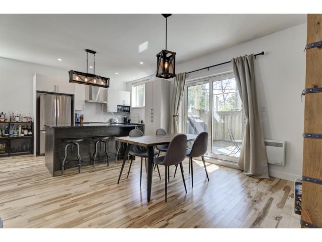 Photo Condo moderne, impeccablement entretenu 1050pc au Québec image 2/6