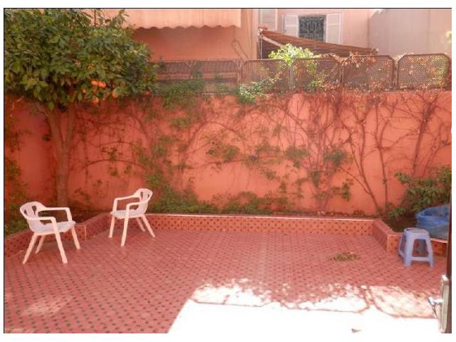 Photo Coquette villa RÉNOVEE DE 3 CH TERRASSE image 2/6