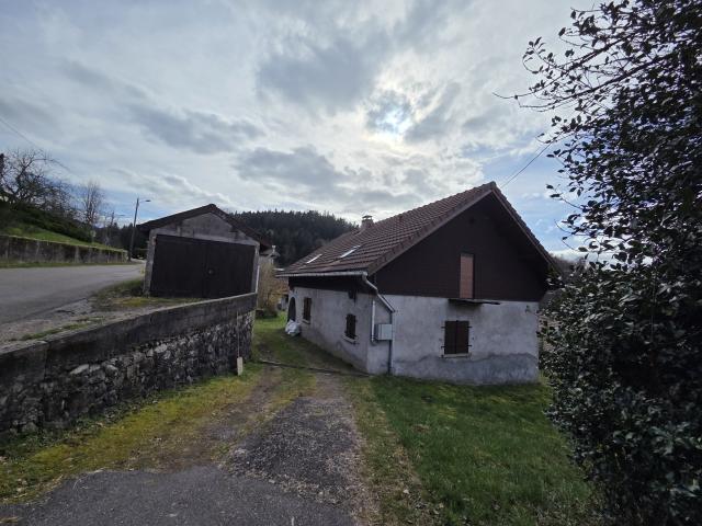 Photo CORNIMONT (Hautes-Vosges) - MAISON à rénover image 2/6