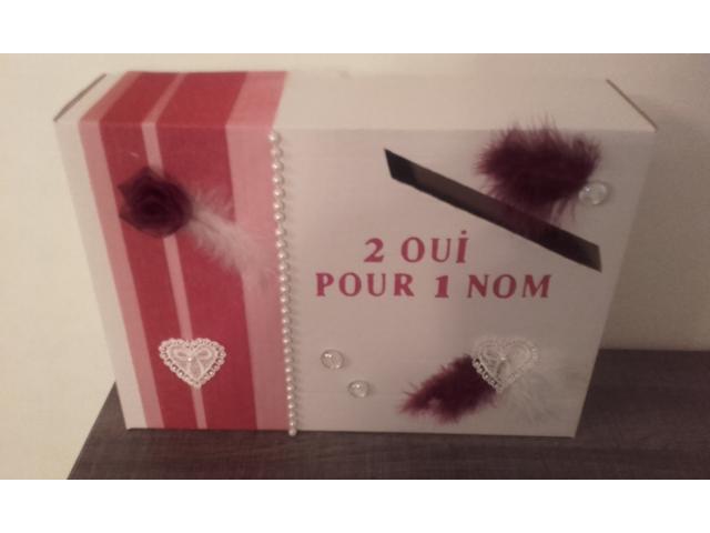 Photo Coussin d'alliance + urne neufs bordeaux et blanc image 2/3