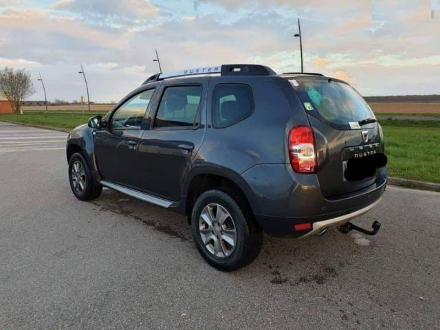 Photo Dacia Duster prestige 4x2 1,5 l DCI image 2/3