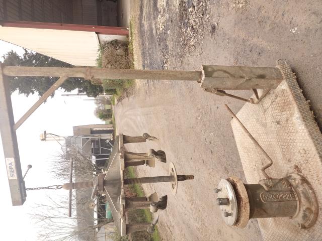 Photo Demonte pneus agraire image 2/2