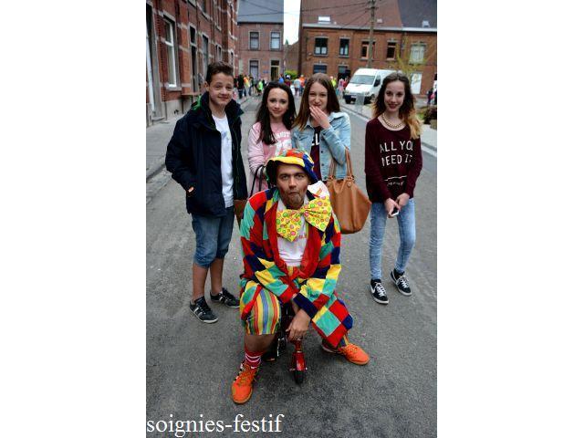 Photo Des animations de rue, du spectacle de clown, du faux serveur, du mime, de la statue vivante, de l'h image 2/6