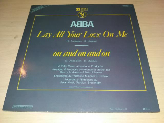 Photo disque vinyl 33 tours singles lay all your love on me image 2/2