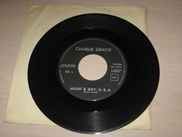 Photo Disque vinyl 45 tours charlie gracie image 2/3