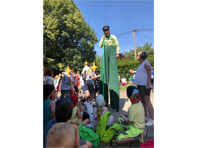 Photo Du spectacle de clown, des animations de rue, du mime, de la statue vivante, de l'échassier, du faux image 2/6