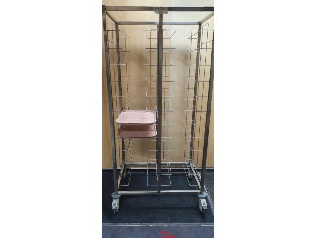 Photo Echelle Débarrassage de cafétéria          (RA 41) image 2/3