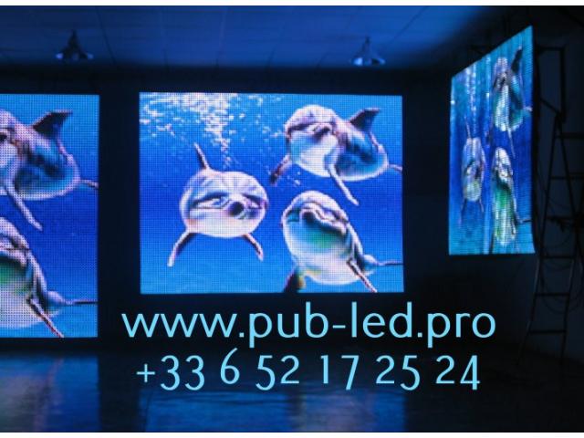 Photo Écran interne publicitaire P2,5 programmable très haute luminosité image 2/2