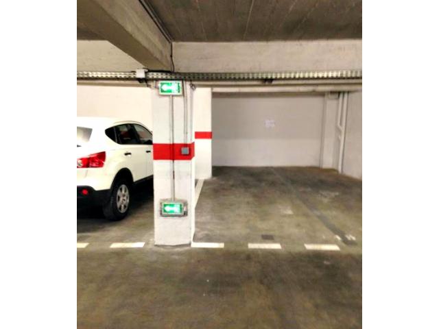 Photo Emplacements parking sécurisés Perpignan gare image 2/3