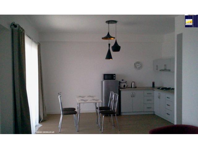 Photo EN EXCLUSIVITÉ APPARTEMENT NEUF T3 DE HAUT STANDING MEUBLE A LOUER A ANALAMAHITSY Réf:LAM30102 image 2/6