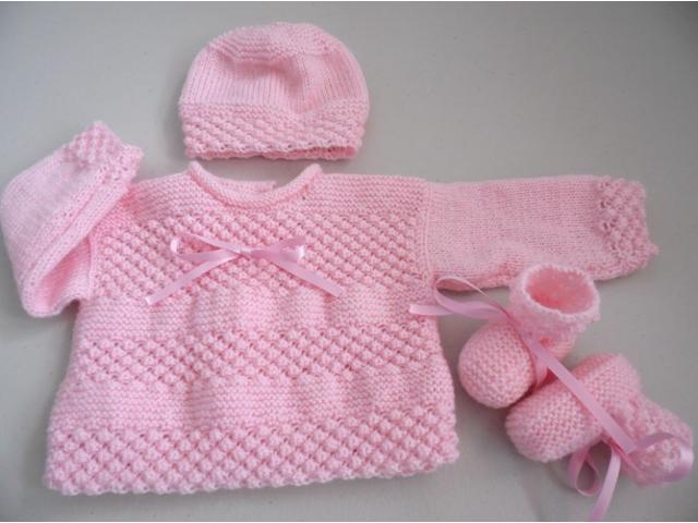 Photo Ensemble ou trousseau rose tricot laine bébé fait main image 2/6