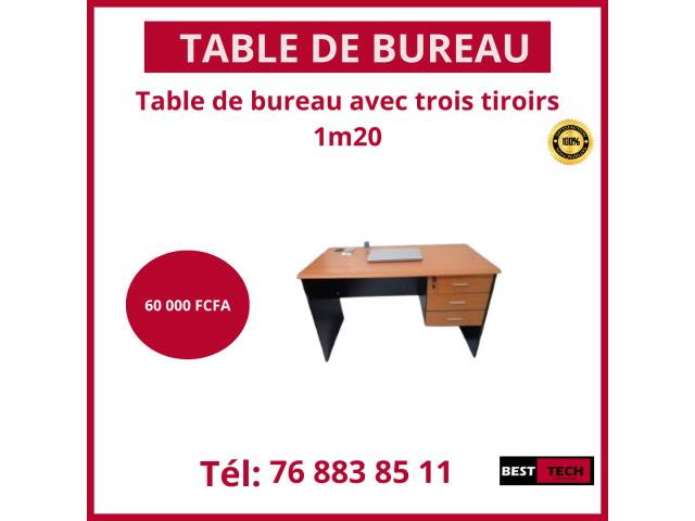 Photo FAUTEUILS & TABLES  DE BUREAU DE QUALITE DISPONIBLE image 2/4