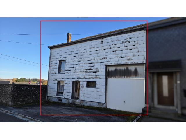 Photo FAYS-LES-VENEURS : Maison en pierre à rénover avec grange et jardin, 3a 40ca, … image 2/6