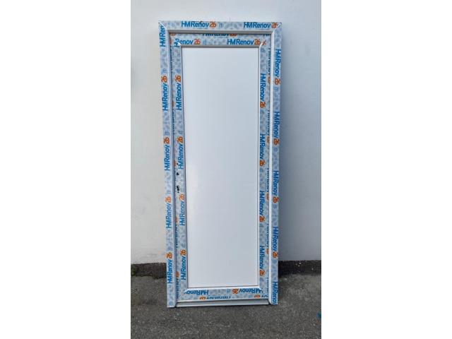 Photo Fenêtres volets porte led miroir image 2/6