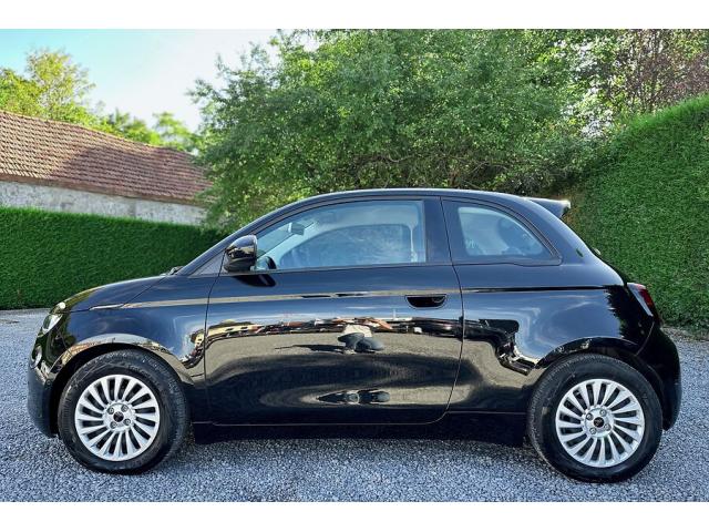 Photo Fiat 500e Loung Range 42kWh - 04 2023 image 2/6