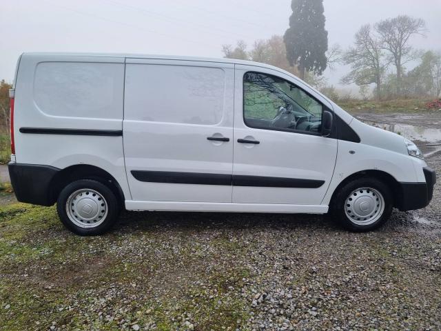 Photo Fiat Scudo L1H1 12/2015 82000km 1.6hdi 90cv 66kw euro5 image 2/6
