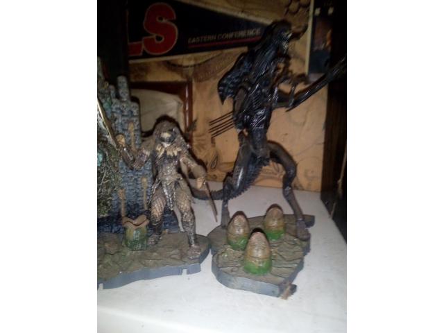 Photo Figurine reine Aline vs Predator image 2/4