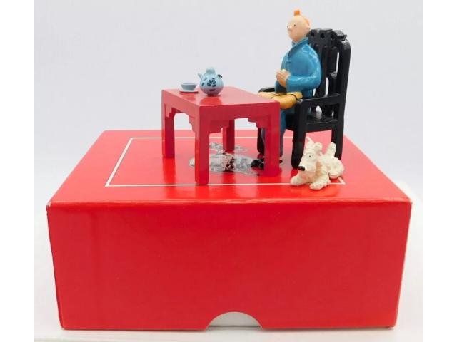 Photo Figurines Pixi 4527 Tintin buvant du thé : Lotus bleu 1992 Figurine en métal rare image 2/4