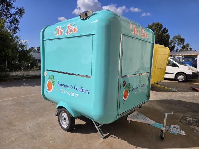 Photo Food Truck Vintage Premium image 2/6