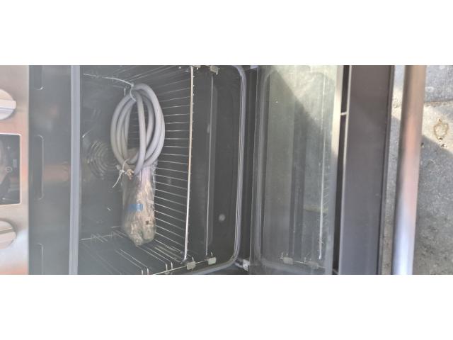 Photo Four a induction image 2/2