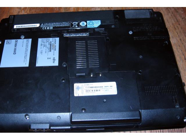 Photo Fujitsu pc portable S752.SANS ALIMENTATION. image 2/6