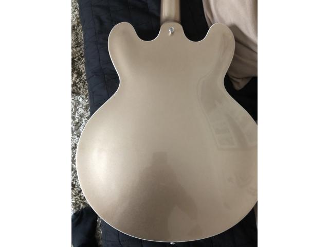 Photo Gibson Dave Grohl DG335 image 2/4