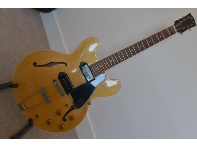 Photo Gibson ES-330 custom shop vos USA. 1959 Réédition image 2/4