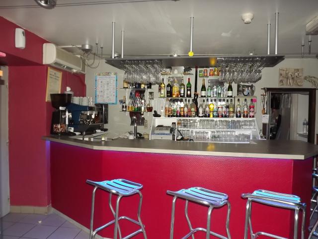 Photo gite restaurant glacier depot de pain petite epicerie image 2/6