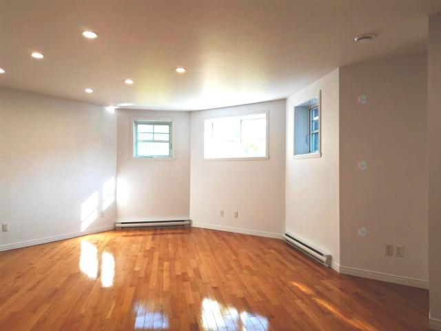 Photo Grand appartement 3 1/2 rénové - tout inclus à Shawinigan (Quebec) image 2/6