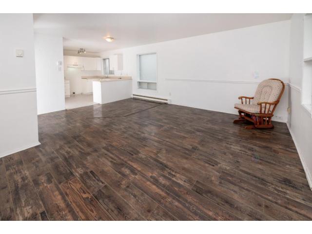 Photo Grand appartement 4 1/2 Rivière-des-Prairies LIBRE (Montreal, Quebec) image 2/6
