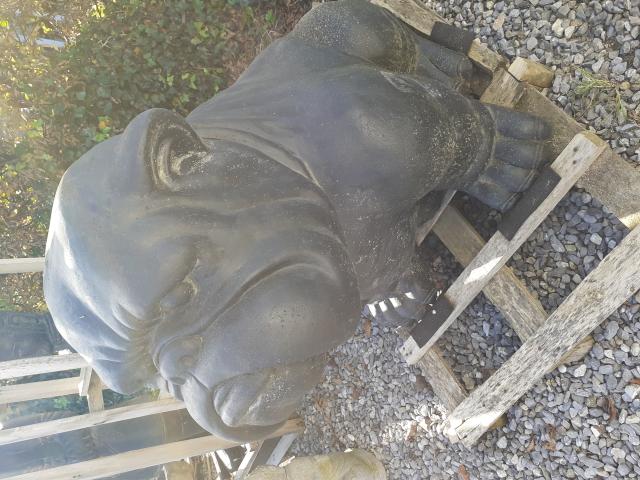 Photo GRAND BULLDOG EN PIERRE PATINEE 1M DE HAUTEUR image 2/6