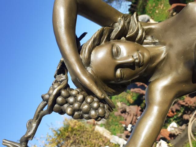 Photo GRANDE STATUE EN BRONZE SIGNE ALDO VITALEH image 2/6