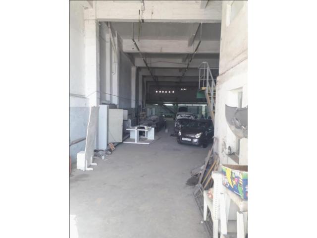 Photo hangar de 800 M au quartier Nassim sidi maarouf image 2/2