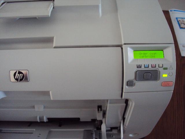 Photo Imprimante laser couleur CP 2025 image 2/3