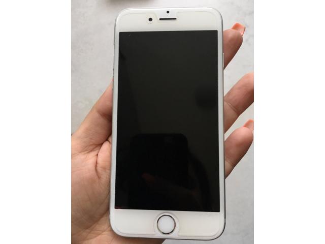 Photo Iphone 6S Blanc 64GB à vendre en très bon état ! image 2/6