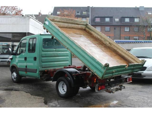 Photo Iveco Daily 65C15 tribenne 7 places image 2/3