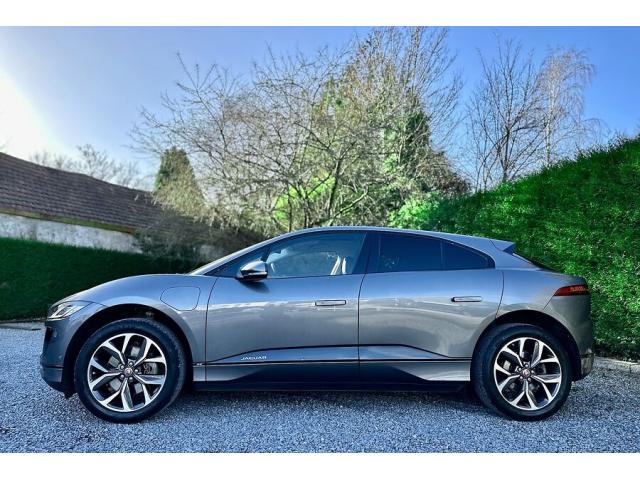 Photo Jaguar I-Pace EV400 SE AWD - 05 2020 image 2/6